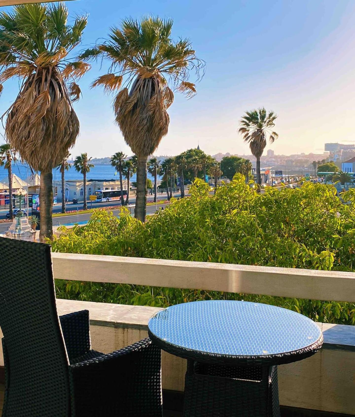 Sea View W Balcony 2 Mins Walk To Beach & Casino Estoril Exterior foto